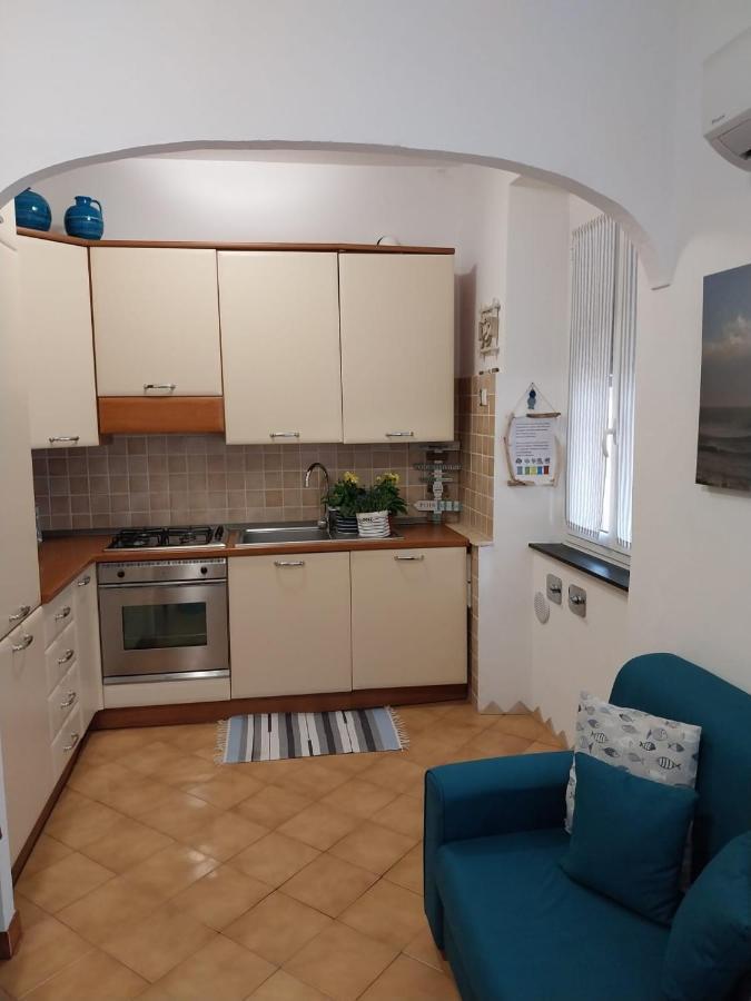 Apartamento La Casa Di Via Musso Noli Exterior foto