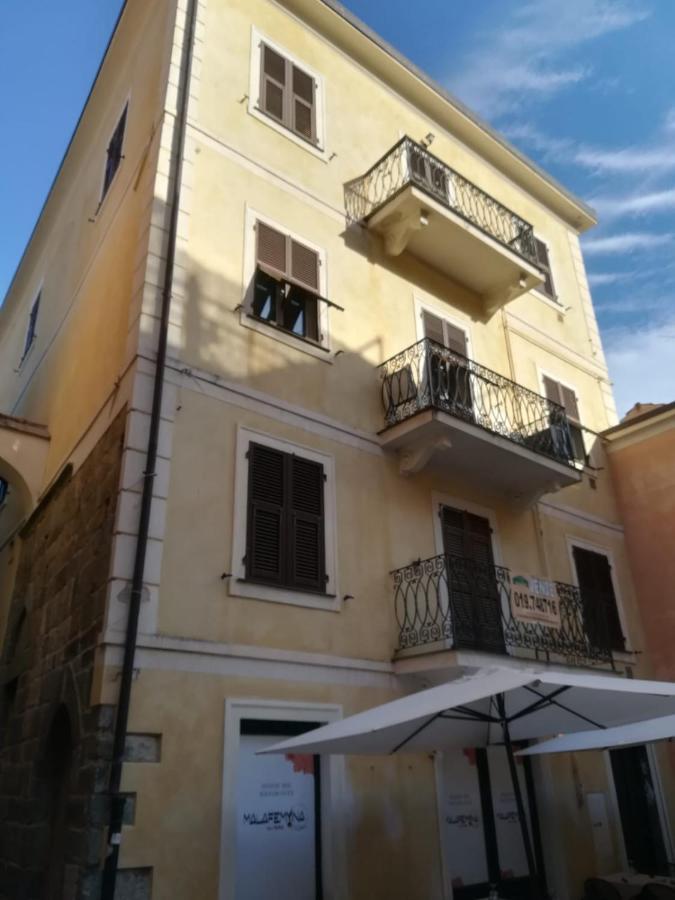 Apartamento La Casa Di Via Musso Noli Exterior foto
